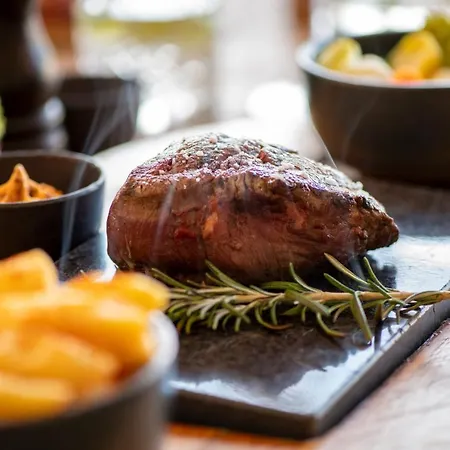 Papill'on - Boutique Отель Ла-Тзума