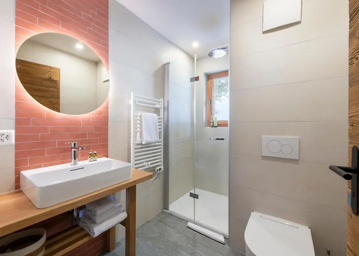 Papill'on - Boutique Hotel *